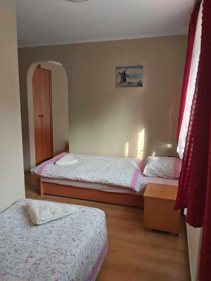 Pokoje Goscinne Kaja Kudowa-Zdroj Bagian luar foto